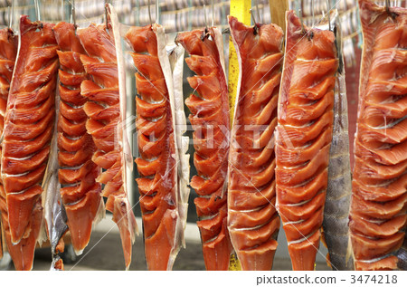 Salmon and tomato 3474218