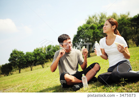 couple, twenty, sit 3475073