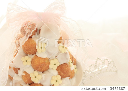 Wedding Cake Crocan Bush Wedding Cake Crocan Bush 3476887