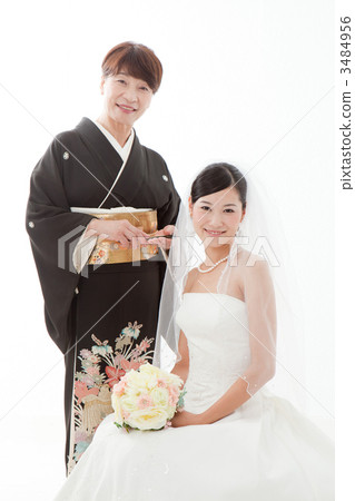 結婚禮服 婚紗 父母和小孩 3484956