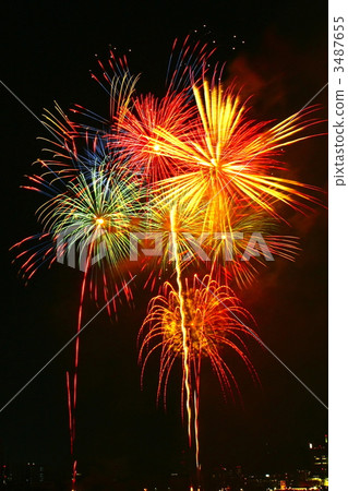 Aggregate of fireworks 3487655