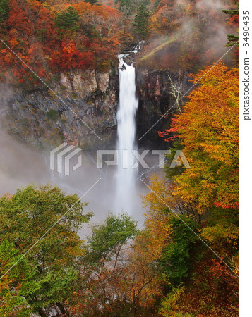 Kegon Waterfall of autumn leaves 3490435