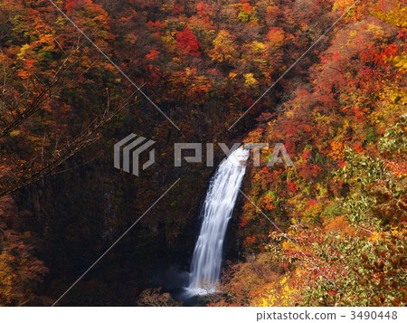 Autumnal immovable waterfall Autumnal immovable waterfall 3490448
