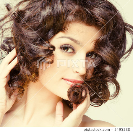 gorgeous brunette close up 3495388