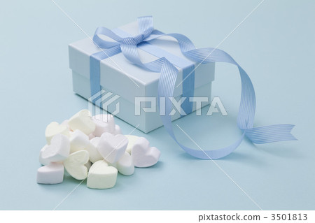 心形棉花糖和禮品盒 心形棉花糖和禮品盒 3501813