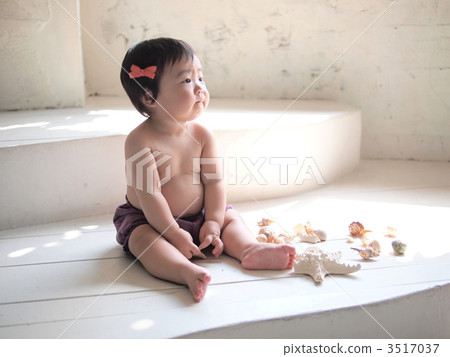 嬰兒赤身裸體 嬰兒赤身裸體 3517037