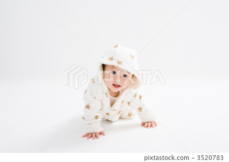Cute baby's hi-hi Cute baby's hi-hi 3520783