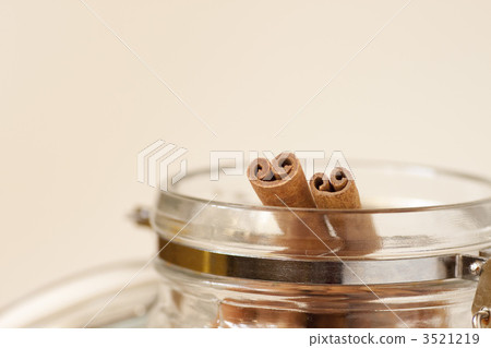 　Cinnamon 3521219