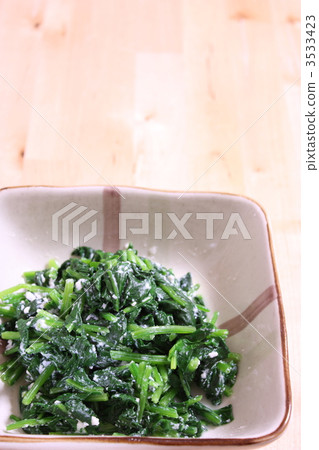Whispers of spinach 3533423