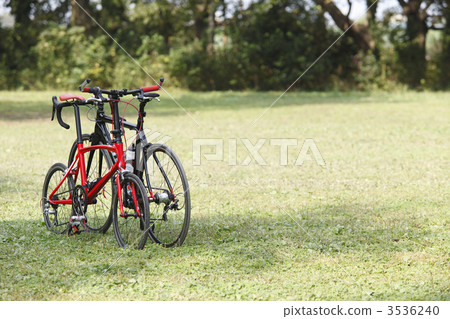 putting, cycling, lawn 3536240