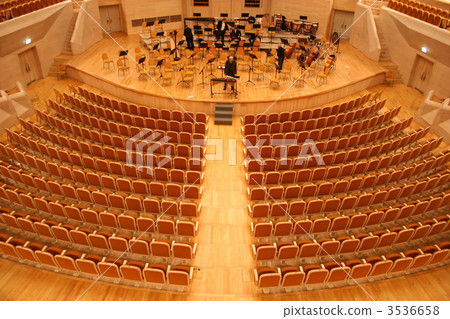 simphony auditorium 3536658