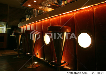 bar interior 3537039