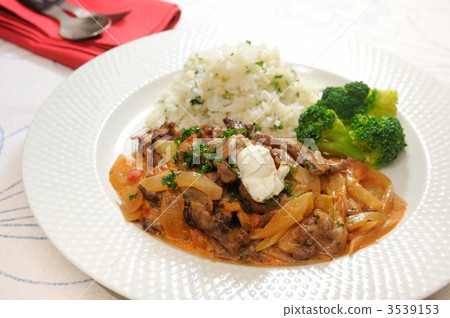 Beef stroganoff 3539153