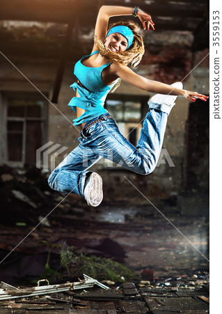 Young woman dancing 3559153