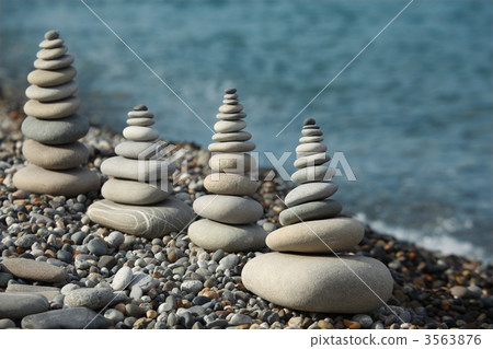 zen stones by sea 3563876