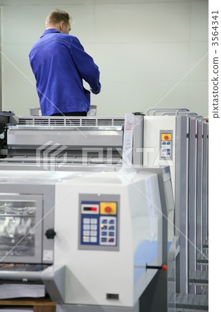 the service personnel of printed equipment 2 the service personnel of printed equipment 2 3564341