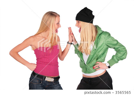 contrast hip-hop and pretty girls contrast hip-hop and pretty girls 3565565