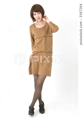 female, lady, woman 3567264