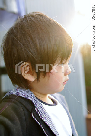 Tiny children Tiny children 3567893