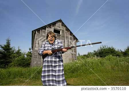 Shotgun Sally 3570110