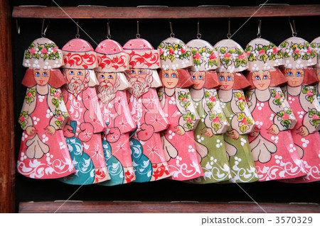 toy Fathers Frost and Snow maidens toy Fathers Frost and Snow maidens 3570329