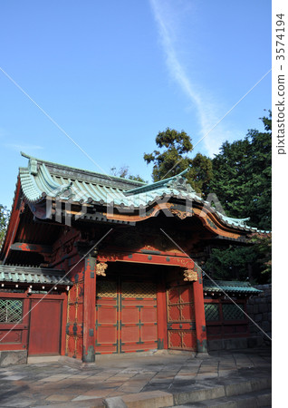 Kamiyoshi Ueno Temple of Kenjinkaku Imperial gate Kamiyoshi Ueno Temple of Kenjinkaku Imperial gate 3574194