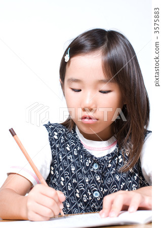 學習的女孩 3575883