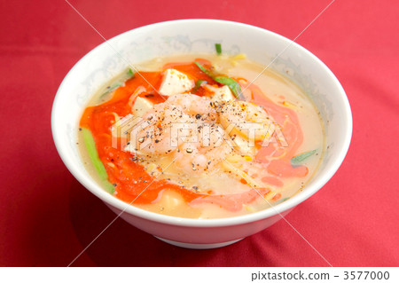 Hot and sour soup 3577000