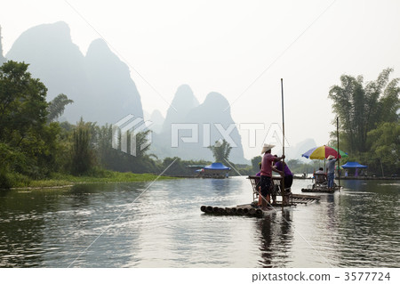 Sight seeing Yongong River in Yangshuo 3577724