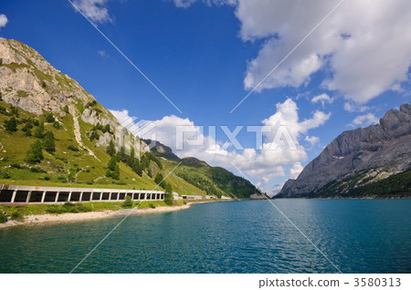 Italy Dolomiti Marmolada 3580313