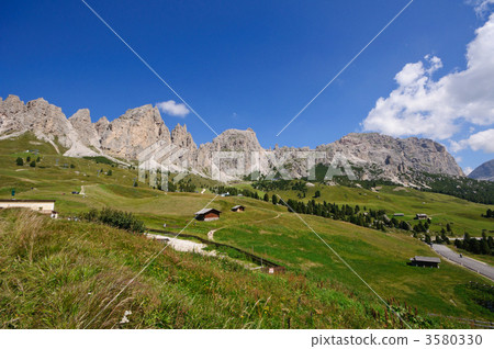 從意大利Dolomiti Gardena Pass的風景 從意大利Dolomiti Gardena Pass的風景 3580330