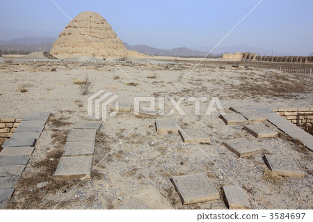 西孝寺捐贈寺和第3墓 3584697