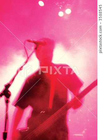 Bass player atmosphere 3588545