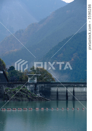 奧多摩湖 奧多摩湖 3590286