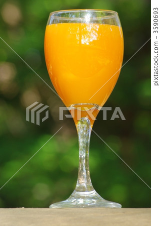 Mix juice 3590693