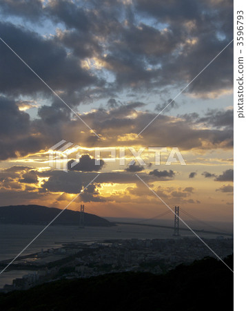 Akashi Ohashi bridge from Sumiura Park 3596793