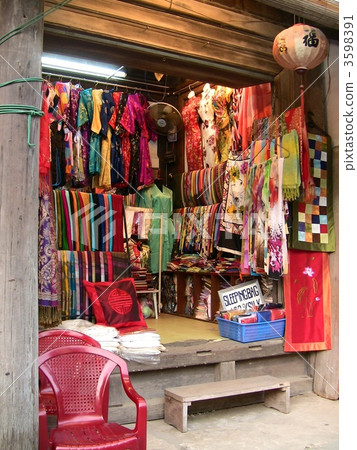 越南世界遺產會安彩色布料店 越南世界遺產會安彩色布料店 3598391