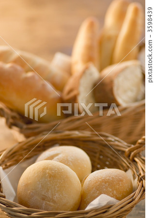 Freshly baked bread 3598439