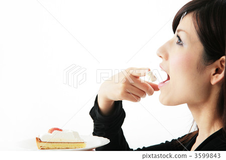 Women licking creams Women licking creams 3599843