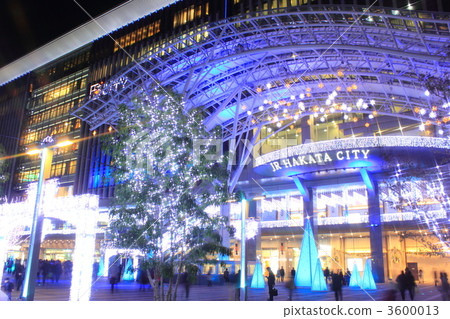 Illumination night scene of JR Hakata City 3600013