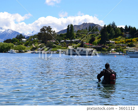 scuba diving, scuba dive, lake wanaka 3601112