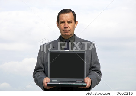 businessman with laptop 3602216