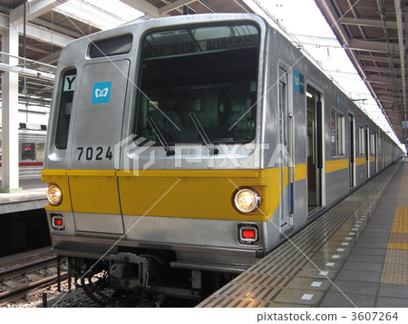 Tokyo Metro 7000 series Tokyo Metro 7000 series 3607264