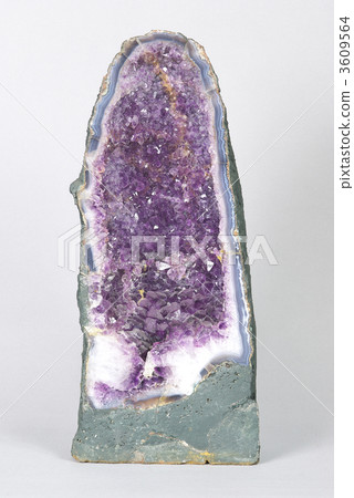 紫色石英（紫水晶） 3609564