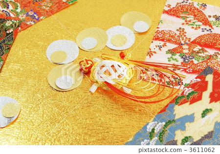 新年形象·金紙上的水龜兒童·側面鳥瞰水平位置 3611062