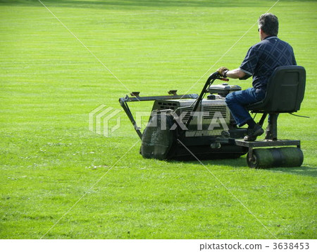 Lawn mowing 3638453