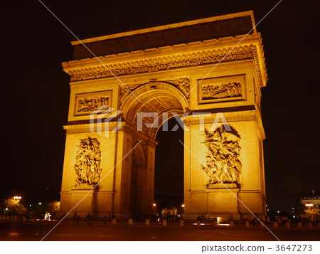 Arc de Triomphe  3647273