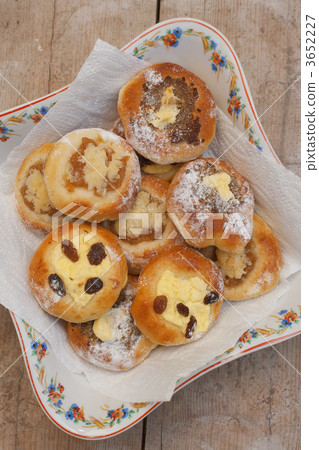 kolace - traditional pastry kolace - traditional pastry 3652227