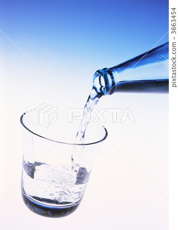 drinking water, water, studio photography 3663454
