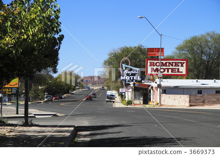 Route 66 and the landscape of the town. 3669373